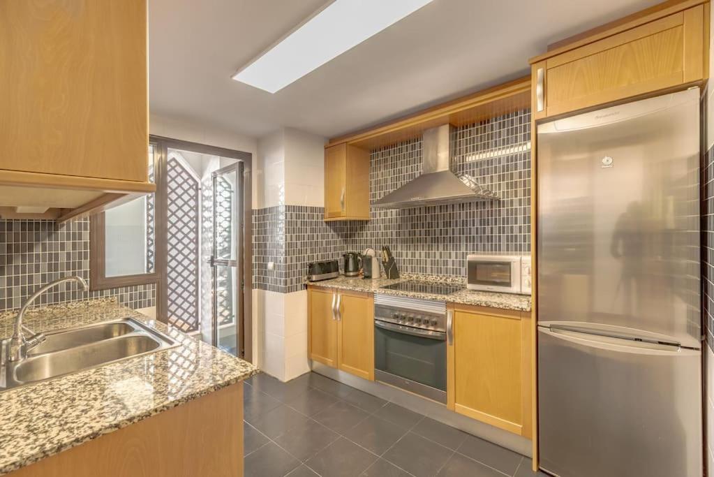 Amazing Family Apartment Estepona Bagian luar foto